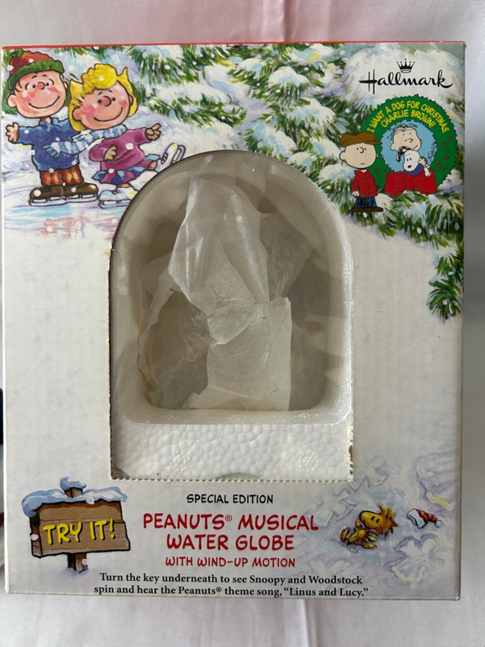 Hallmark Special Edition Peanuts musical water globe original box - Picture 7 of 13